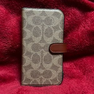 New Coach IPhone 13/14  phone Wallet